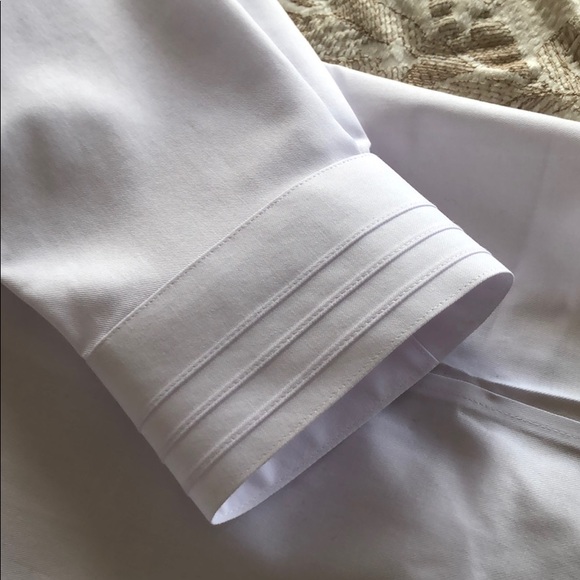 White Cutter and Buck Blouse - Picture 4 of 5